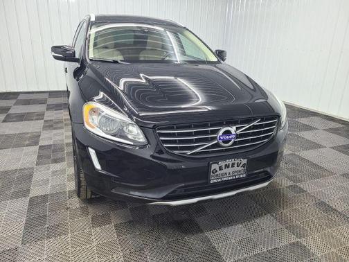 Black 2016 Volvo XC60 T5 Premier