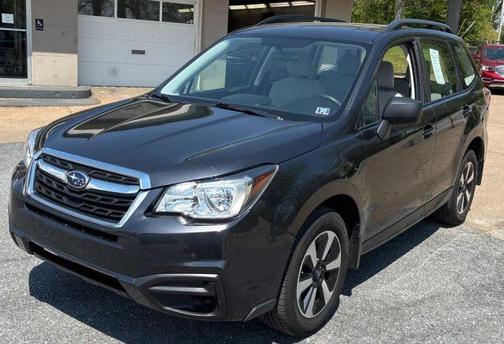 Dark Gray Metallic 2018 Subaru Forester 2.5i