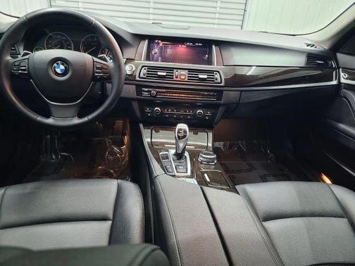 2016 BMW 528 i xDrive