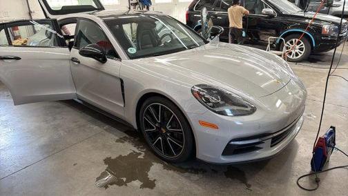 2018 Porsche Panamera 4S