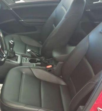 2018 Volkswagen Golf TSI SE