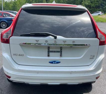 Crystal White Pearl 2014 Volvo XC60 T6