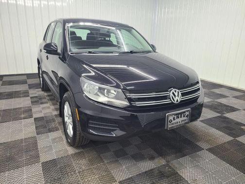 2014 Volkswagen Tiguan 4MOTION Auto S