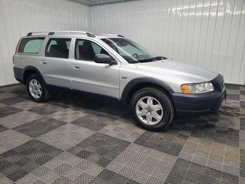 Gray 2006 Volvo XC70 2.5T