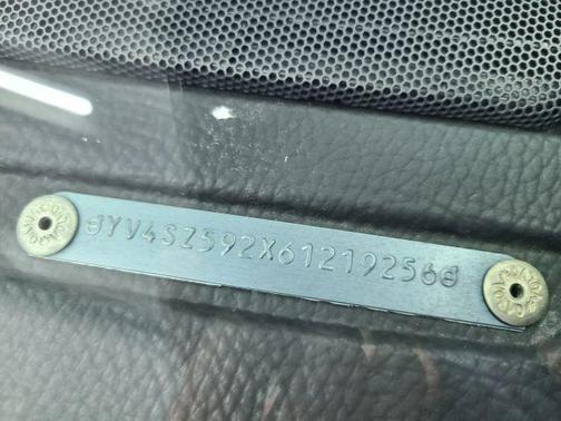Gray 2006 Volvo XC70 2.5T