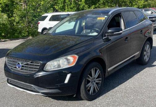 Black 2016 Volvo XC60 T5 Premier