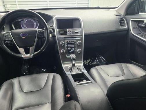 Black 2016 Volvo XC60 T5 Premier