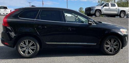 Black 2016 Volvo XC60 T5 Premier