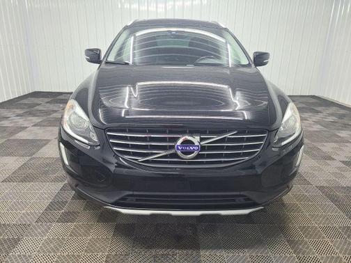 Black 2016 Volvo XC60 T5 Premier
