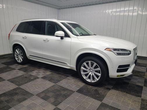 2018 Volvo XC90 T6 Inscription