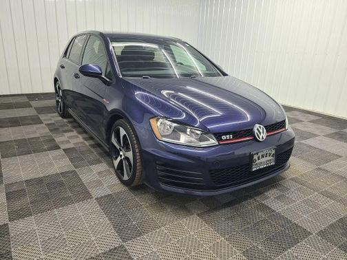 Night Blue Metallic 2017 Volkswagen Golf GTI S 4-Door