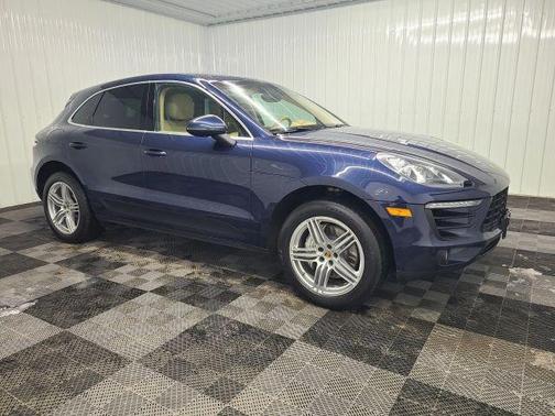 2016 Porsche Macan S