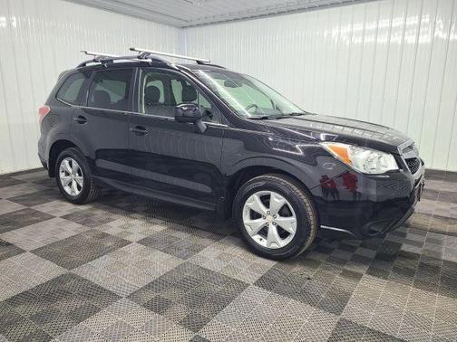 Crystal Black Silica 2016 Subaru Forester 2.5i Limited