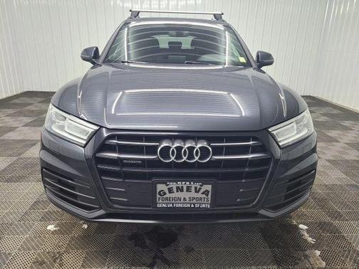 2020 Audi Q5 45 Titanium Premium