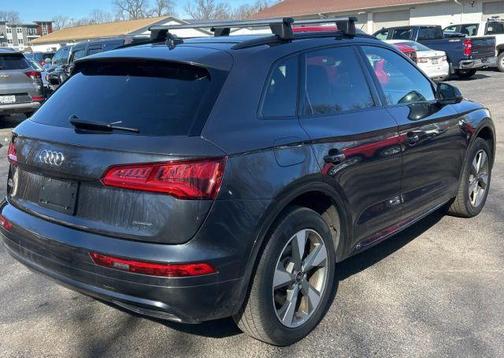 2020 Audi Q5 45 Titanium Premium