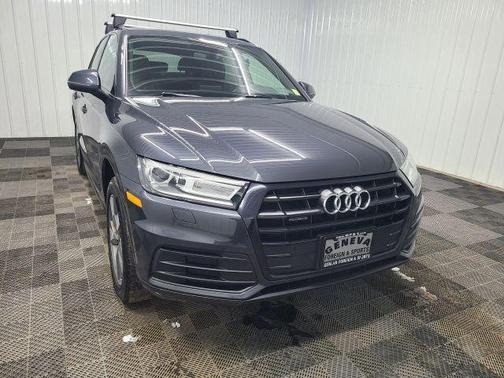 2020 Audi Q5 45 Titanium Premium