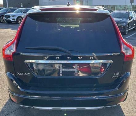 2016 Volvo XC60 T5 Platinum