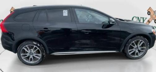 2015 Volvo V60 Cross Country T5