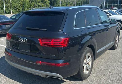 Ink Blue Metallic 2018 Audi Q7 2.0T Premium Plus