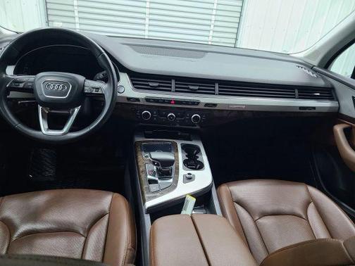 2018 Audi Q7 2.0T Premium Plus