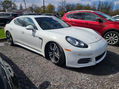 White 2014 Porsche Panamera 4S
