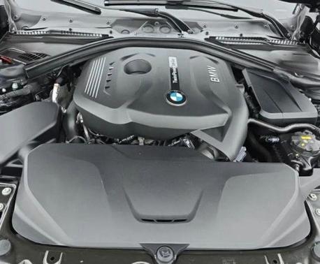 2018 BMW 330 i xDrive