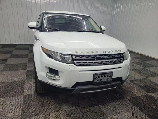Fuji White 2015 Land Rover Range Rover Evoque Pure Plus