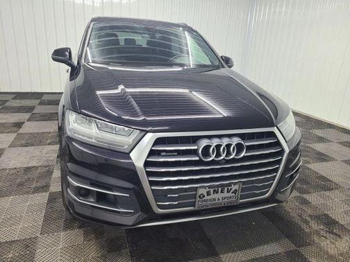 Orca Black Metallic 2018 Audi Q7 3.0T Premium Plus