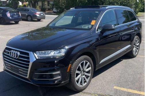 Orca Black Metallic 2018 Audi Q7 3.0T Premium Plus