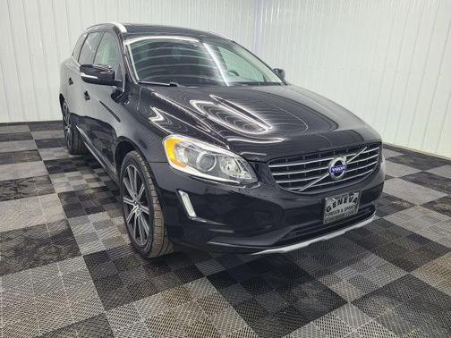 Black 2017 Volvo XC60 T6 Inscription