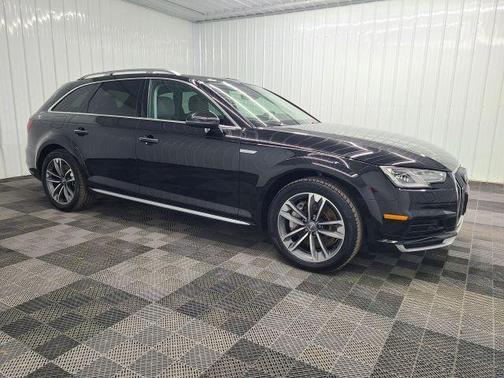 Mythos Black Metallic 2018 Audi A4 allroad 2.0T Premium