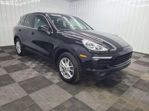 2016 Porsche Cayenne Base