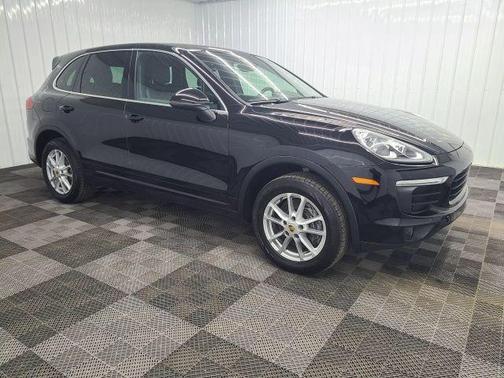 2016 Porsche Cayenne Base