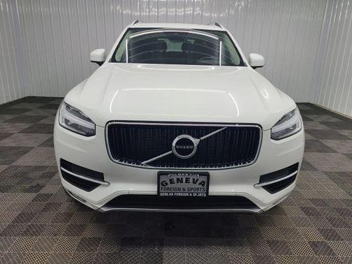2019 Volvo XC90 T5 Momentum