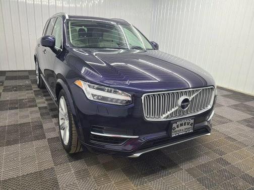 2017 Volvo XC90 Hybrid T8 Inscription