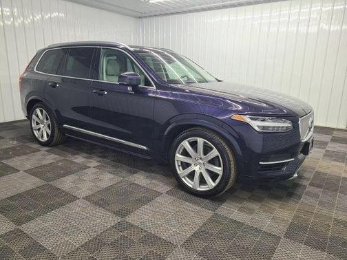 2017 Volvo XC90 Hybrid T8 Inscription