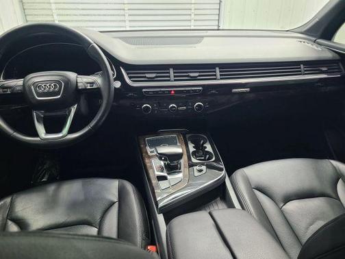 Carrara White 2018 Audi Q7 3.0T Premium Plus