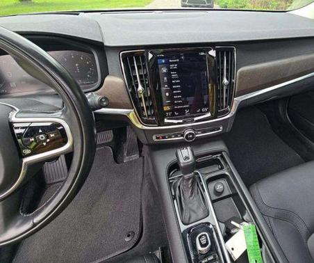 Silver 2020 Volvo V90 Cross Country T6