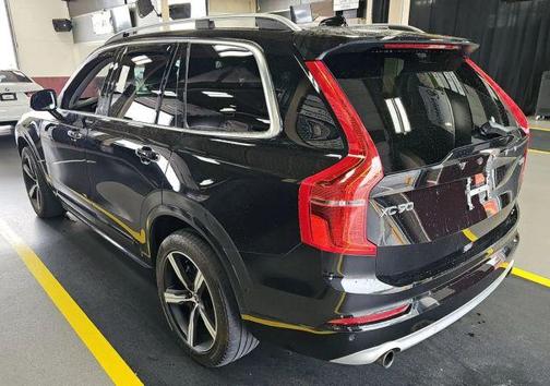 2018 Volvo XC90 T5 Momentum