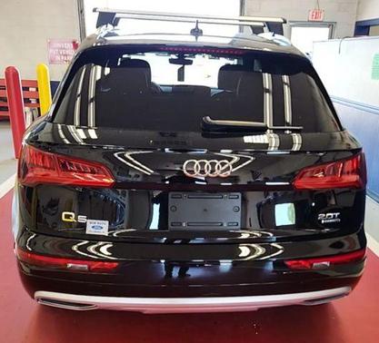 Brilliant Black 2018 Audi Q5 2.0T Premium