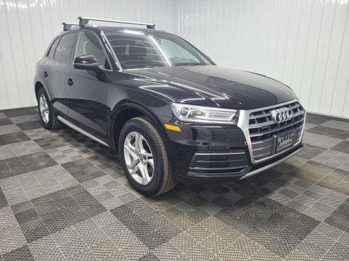 Brilliant Black 2018 Audi Q5 2.0T Premium