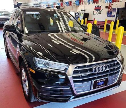 Brilliant Black 2018 Audi Q5 2.0T Premium