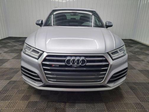 Florett Silver Metallic 2018 Audi SQ5 3.0T Premium Plus