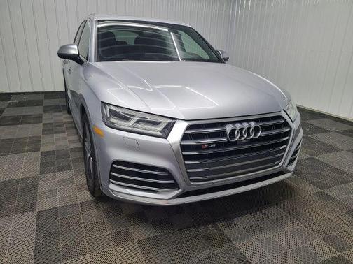 Florett Silver Metallic 2018 Audi SQ5 3.0T Premium Plus