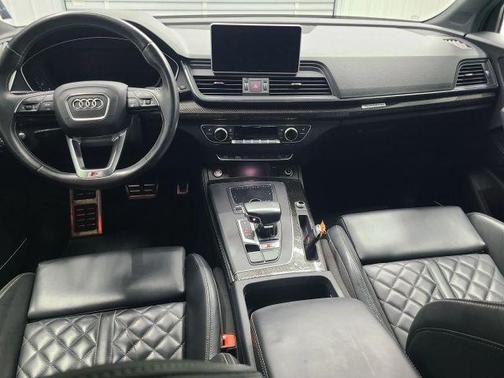 Florett Silver Metallic 2018 Audi SQ5 3.0T Premium Plus