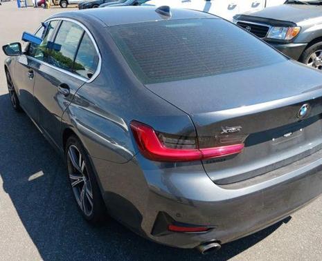 2022 BMW 330 i xDrive