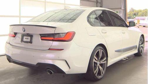 White 2019 BMW 330 i