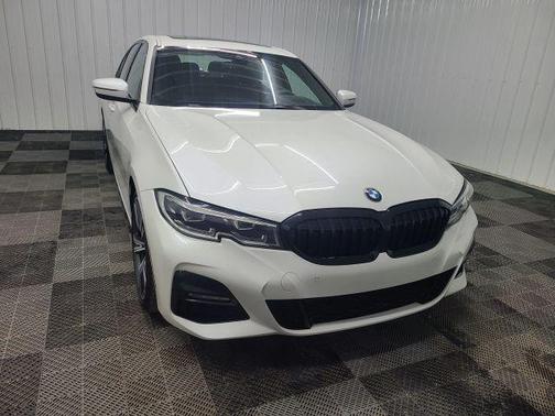 White 2019 BMW 330 i