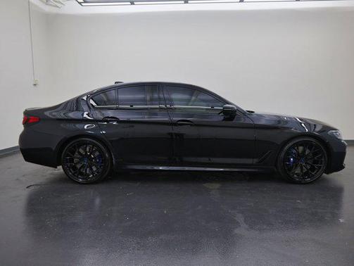 2023 BMW M550 i Xdrive