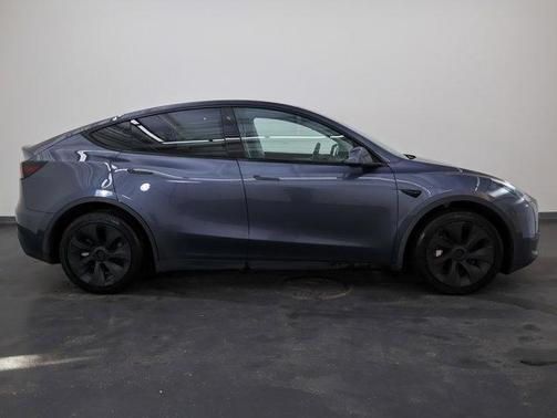 2023 Tesla Model Y Performance Dual Motor All-Wheel Drive